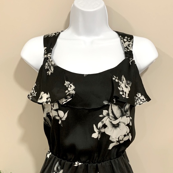 WHBM Black & White Tiered Floral Formal Dress Size 4 NEW! - Picture 4 of 10